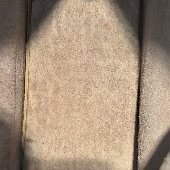 Excellent condition!Dooney & Burke Classic Brown Leather Women's Bag/Not 1 stain - Picture 4 of 7